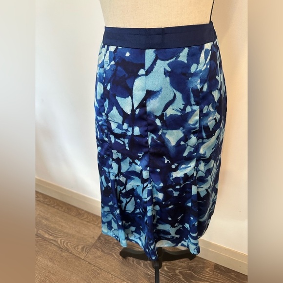 Melanie Lyne Abstract Vintage Floral Skirt  Satin Zip Closure Fit Flare SZ 8 - Picture 1 of 5